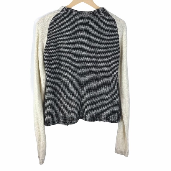 Skies Are Blue Urban Outfitters Snap up Cardigan - Picture 4 of 6